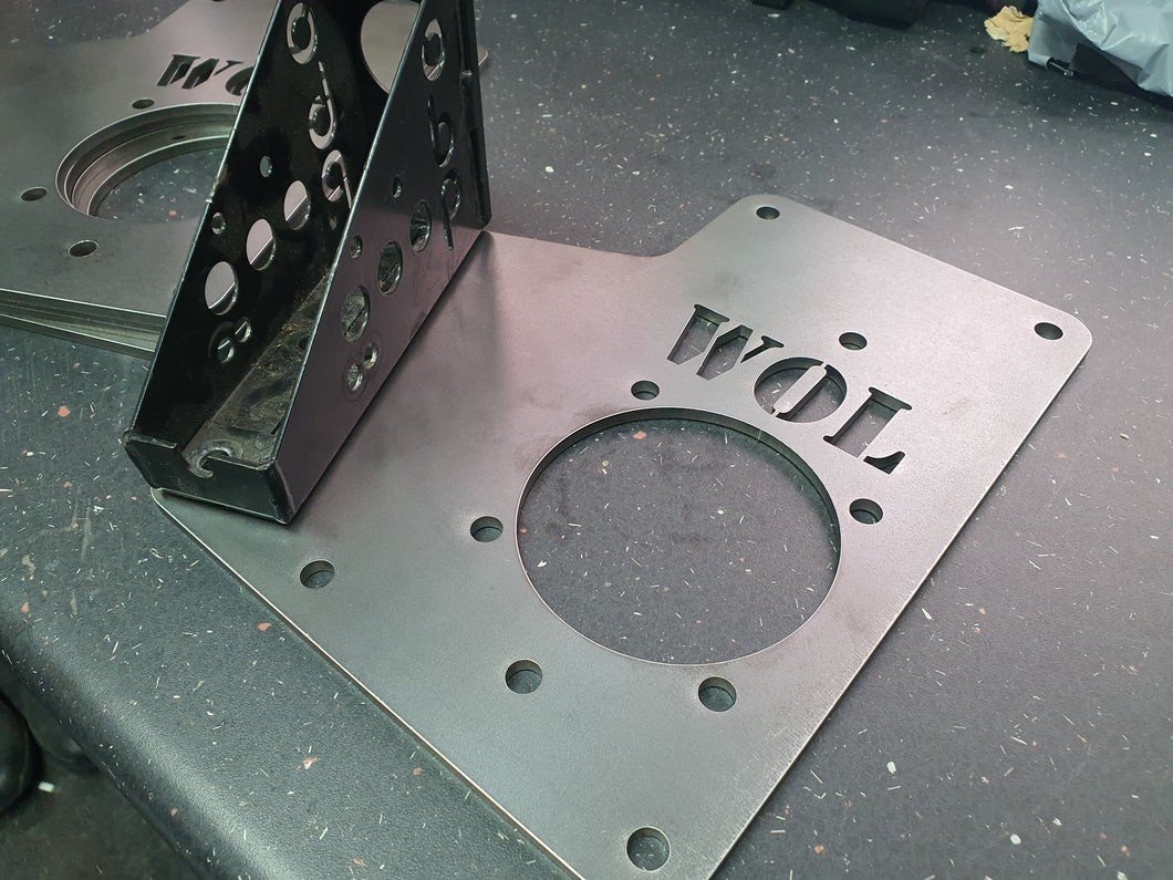 Hydraulic handbrake mounting plate